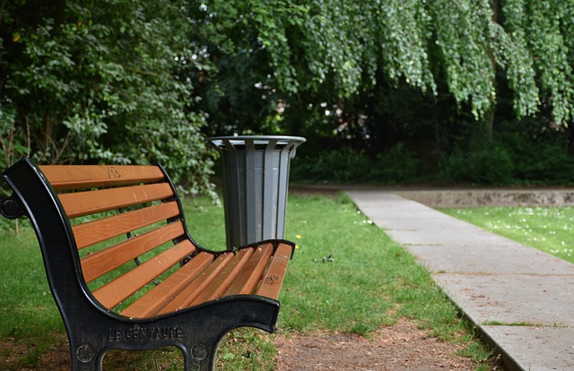 banc de jardin en bois